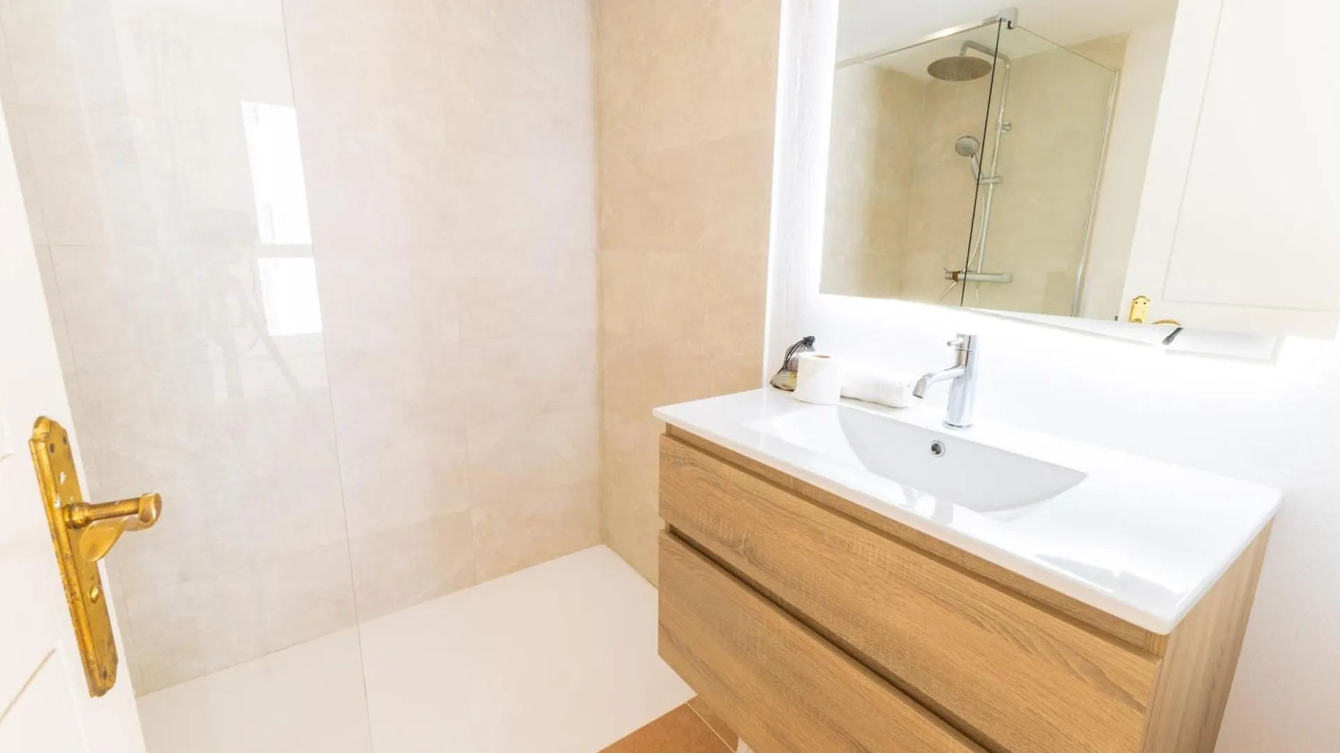 Nice Apartment With Wifi And Pool Поланко